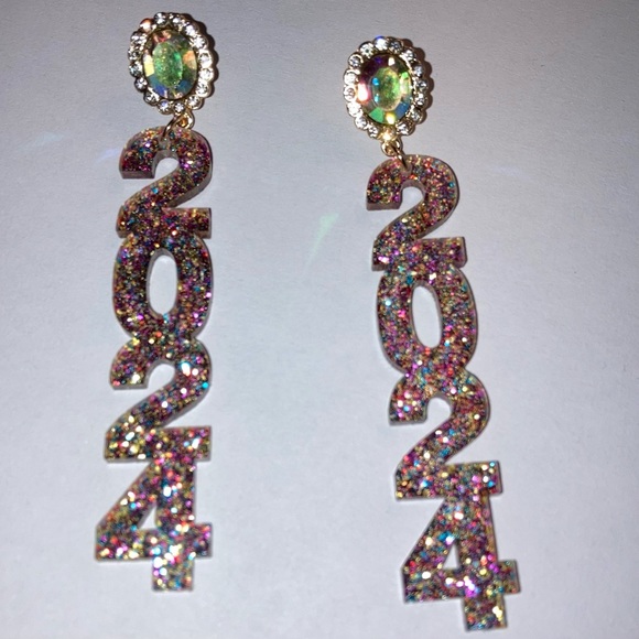 15 Pairs of Earrings Lot NEW 2024 Graduation Limited Edition Jewelry SALE - Picture 10 of 16